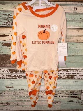 NEW Goodnight Llama ‘Mama's Little Pumpkin’ Kids Pajama Set - Orange/White